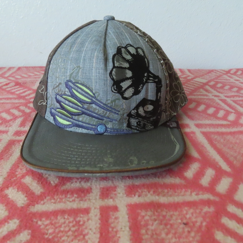 RARE! 1333 Minna Goorin Bros Hat  Collection sz M musical  victrola mandolins